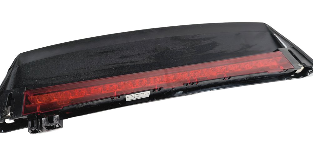 Thumbnail 6: 2012 AUDI A6 (C7 4G) REAR UPPER WINDOW THIRD 3RD BRAKE STOP LIGHT LAMP