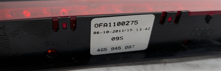 Thumbnail 7: 2012 AUDI A6 (C7 4G) REAR UPPER WINDOW THIRD 3RD BRAKE STOP LIGHT LAMP