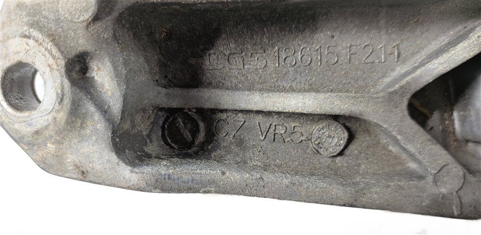 Thumbnail 8: 2012 AUDI A6 C7 4G 3.0L SUPER CGXB RIGHT ENGINE MOTOR MOUNT BRACKET