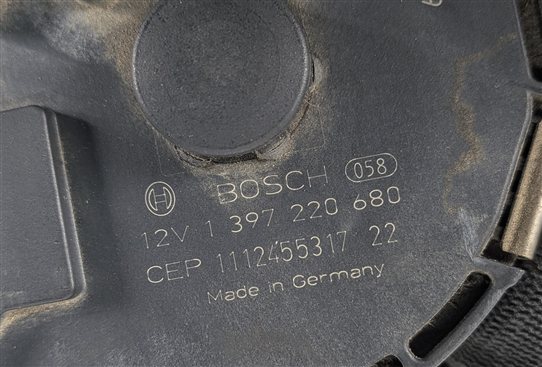 Thumbnail 6: 2009-2017 AUDI Q5 SQ5 (B8 8R) FRONT WINDSHIELD WIPER MOTOR