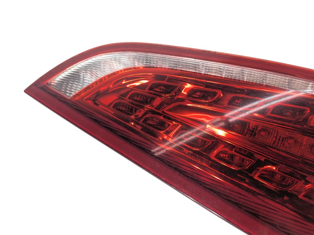 Thumbnail 13: 2009-2012 AUDI Q5 (8R) RIGHT PASSENGER REAR TRUNK TAILLIGHT BRAKE LIGHT LAMP