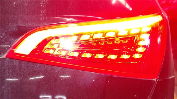 Thumbnail 2: 2009-2012 AUDI Q5 (8R) RIGHT PASSENGER REAR TRUNK TAILLIGHT BRAKE LIGHT LAMP