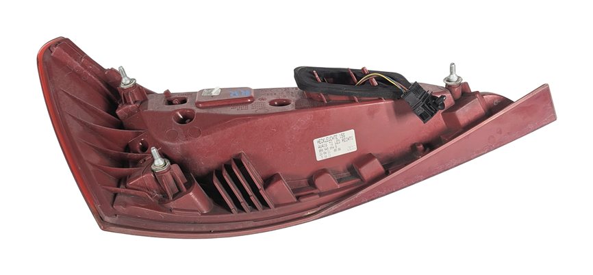 Thumbnail 6: 2009-2012 AUDI Q5 (8R) RIGHT PASSENGER REAR TRUNK TAILLIGHT BRAKE LIGHT LAMP