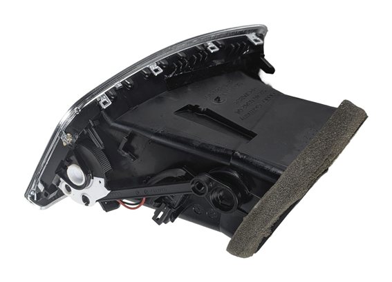 Thumbnail 5: 2011 AUDI Q5 (B8 8R) FRONT LEFT DRIVER DASH HEAT AIR AC VENT (Black)