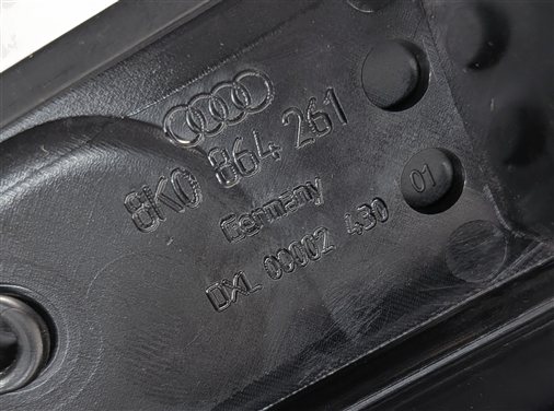 Thumbnail 6: 2011 AUDI Q5 (B8 8R) CENTER CONSOLE AUTOMATIC SHIFT TRIM BEZEL TRACTION SWITCH