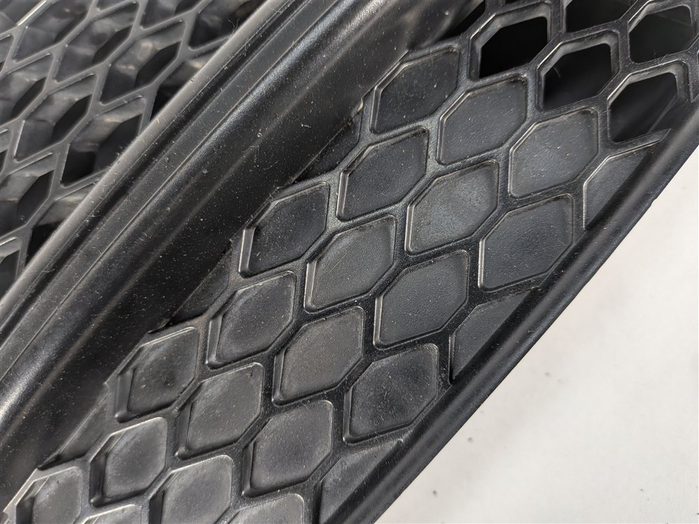 Thumbnail 8: 2009-2012 AUDI Q5 (B8 8R) RIGHT FRONT PASSENGER FOGLIGHT FOG LIGHT GRILLE TRIM