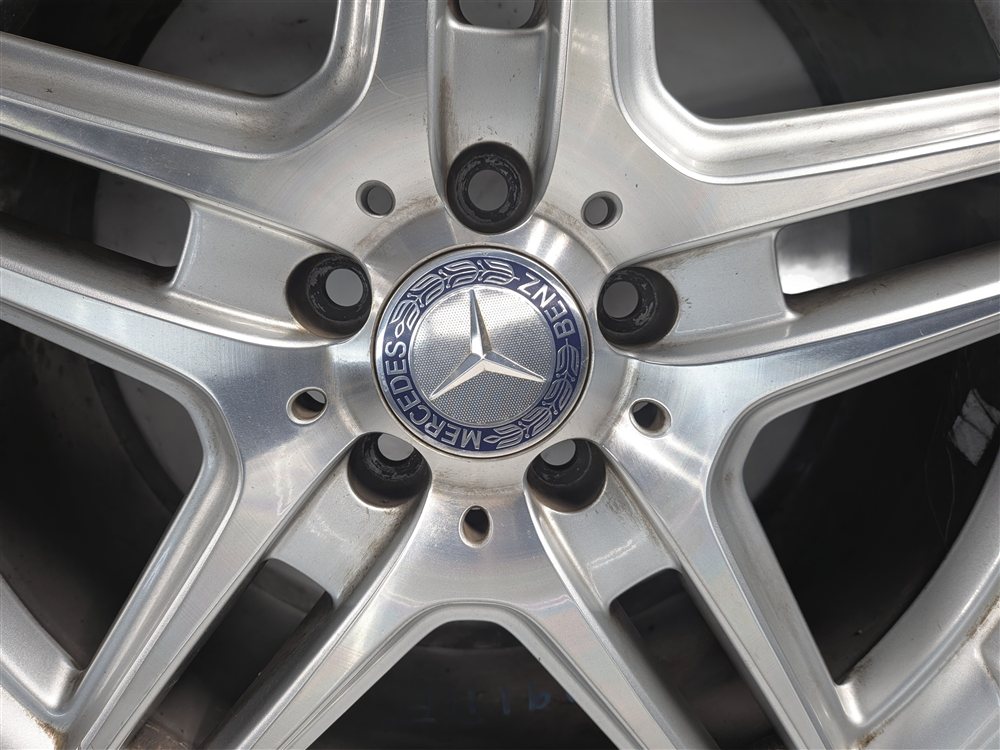 Thumbnail 6: 2008-2015 MERCEDES C-CLASS W204 FRONT 18x8 DOUBLE 5-DOUBLE SPOKE AMG WHEEL RIM