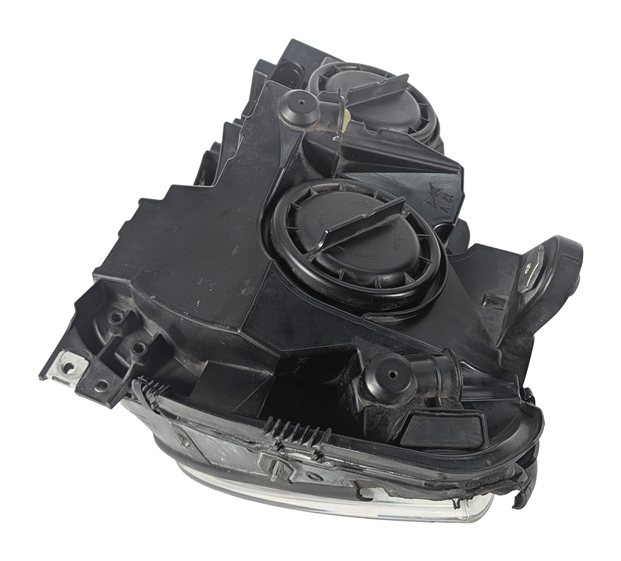 Thumbnail 5: 2012-2015 MERCEDES BENZ C250 C300 C350 (W204) RIGHT PASSENGER HALOGEN HEADLIGHT