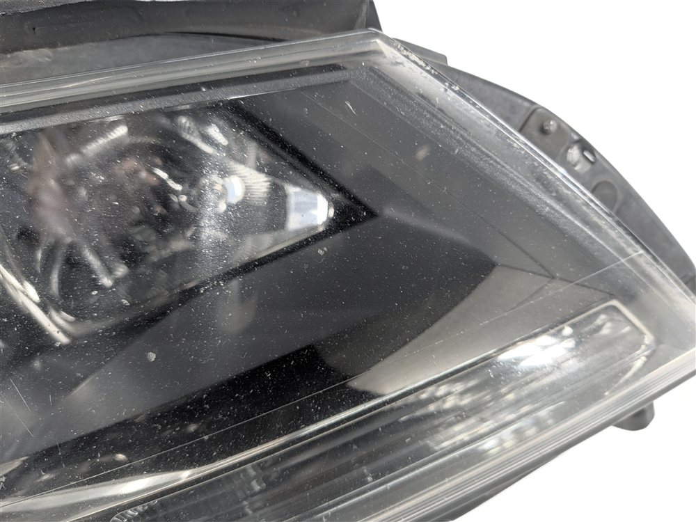 Thumbnail 9: 2012-2015 MERCEDES BENZ C250 C300 C350 (W204) RIGHT PASSENGER HALOGEN HEADLIGHT