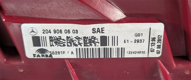 Thumbnail 7: 2012-2015 MERCEDES BENZ C250 C300 C350 (W204) LEFT DRIVER TAILLIGHT BRAKE LIGHT