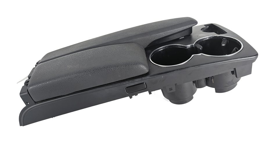 Thumbnail 4: 12-15 MERCEDES BENZ C250 C300 C350 (W204) COUPE / SEDAN CENTER CONSOLE (Black)