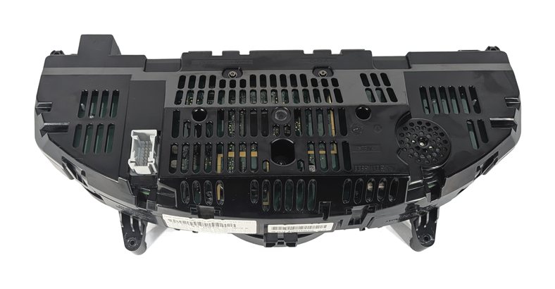 Thumbnail 6: 2013 MERCEDES C-CLASS (W204) SPORT SPEEDOMETER INSTRUMENT GAUGE CLUSTER (114k)