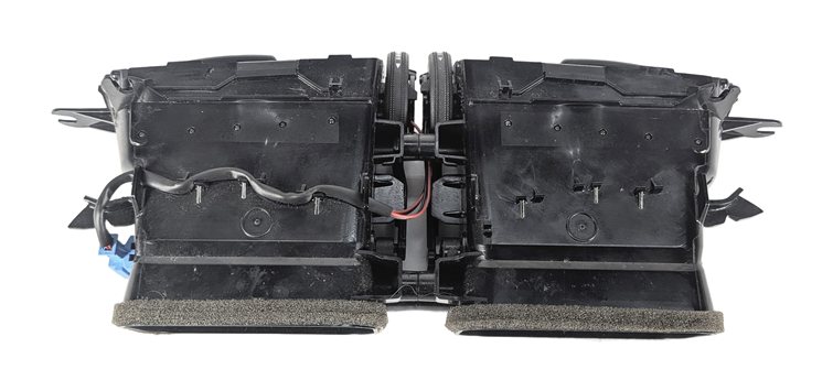 Thumbnail 4: 2013 MERCEDES C250 (W204) FRONT CENTER DASH HEAT AIR AC HVAC VENT (Black)