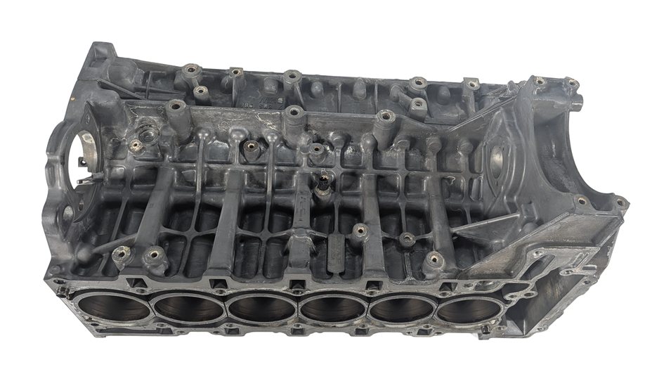 Thumbnail 6: 10-12 BMW 135i 335i 535i X3 X5 (E90 F10 E70 E71) 3.0L N55 ENGINE CYLINDER BLOCK