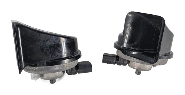 Thumbnail 3: 2011-2016 BMW 528i 535i 535iGT 550i 550iGT M5 (F10 F07) HIGH & LOW TONE HORN SET