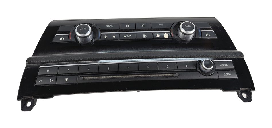Thumbnail 2: 11-16 BMW 5 M5 SERIES (F10) HEATER A/C TEMPERATURE & RADIO CONTROL PANEL (BLACK)