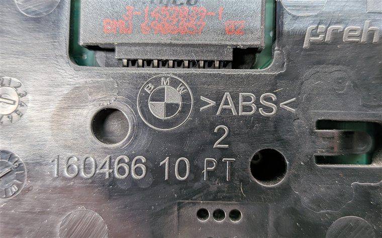 Thumbnail 6: 11-16 BMW 5 M5 SERIES (F10) HEATER A/C TEMPERATURE & RADIO CONTROL PANEL (BLACK)