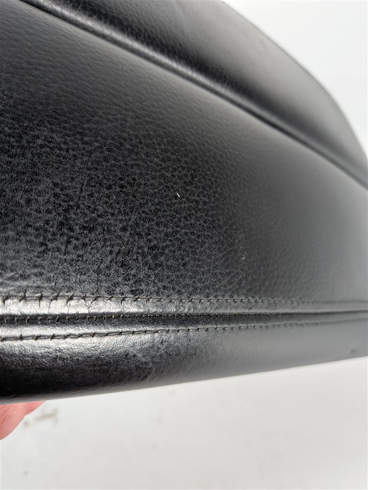 Thumbnail 8: 2011 BMW 528i 535i 550i (F10) FRONT CENTER CONSOLE ARM REST LID (Black)