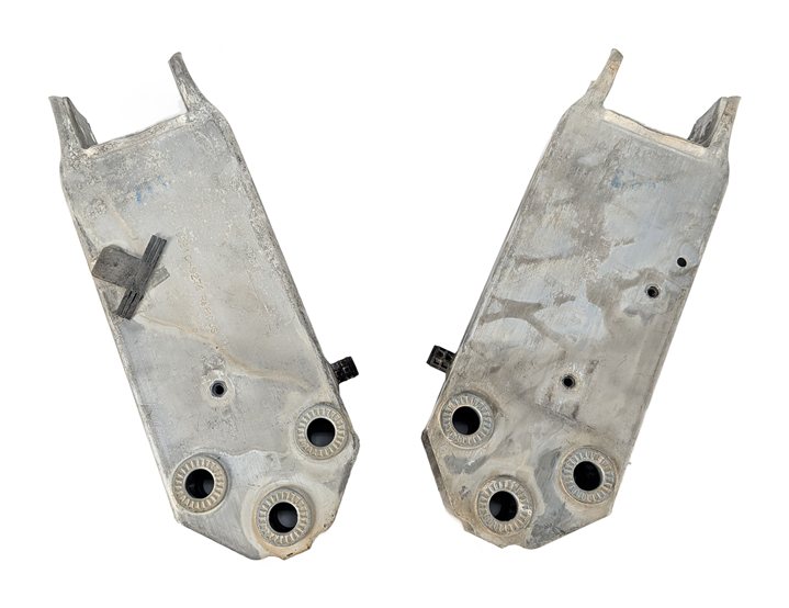 Thumbnail 2: 11-16 BMW 528i 535i 550i M5 FRONT BUMPER REINFORCEMENT IMPACT BAR BRACKET SET/2