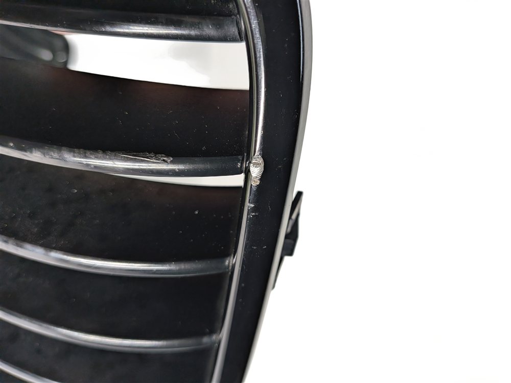 Thumbnail 6: 2011-2013 BMW 528i 535i 550i M5 (F10) FRONT HOOD VENT GRILLE SET-2 (BLACK)