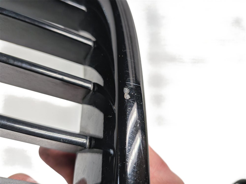 Thumbnail 7: 2011-2013 BMW 528i 535i 550i M5 (F10) FRONT HOOD VENT GRILLE SET-2 (BLACK)