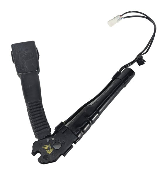 Thumbnail 5: 12-19 BMW 2 3 4 M3 (F22 F32 F33 F34 F36) FRONT RIGHT PASSENGER SEATBELT RECEIVER