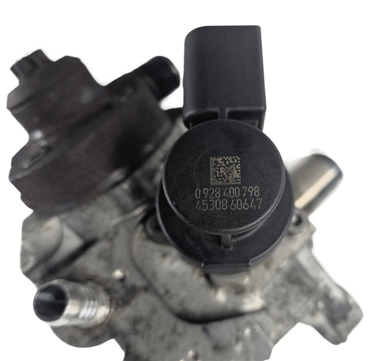 Thumbnail 7: 2014-2017 BMW 328i X3 (F25 F30) 2.0L N47T DIESEL ENGINE FUEL INJECTION PUMP