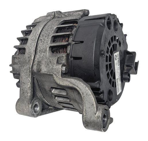 2014-2018 BMW 328d (F30) 2.0L TURBO DIESEL N47T ENGINE 180 AMP ALTERNATOR