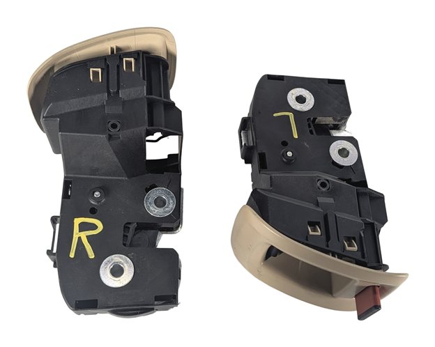 Thumbnail 5: 2014 BMW 328D WAGON (F31) REAR SEAT LOCK LATCH RELEASE SET/2 (Beige)