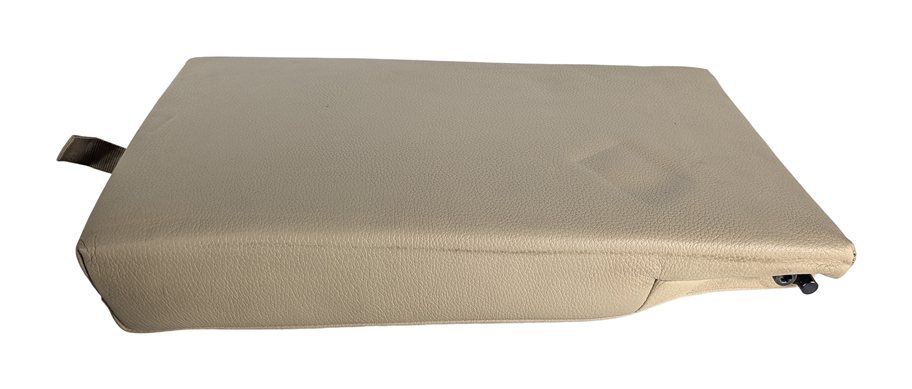 Thumbnail 2: 2014 BMW 328D WAGON (F31) REAR CENTER SEAT ARMREST CUSHION CUPHOLDER (Beige)