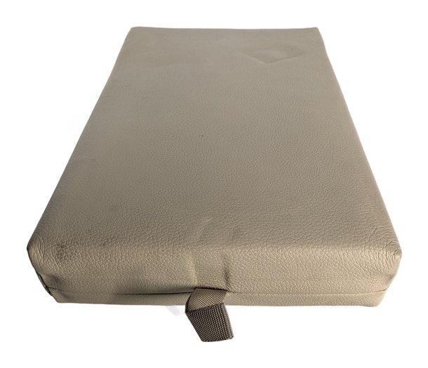 Thumbnail 3: 2014 BMW 328D WAGON (F31) REAR CENTER SEAT ARMREST CUSHION CUPHOLDER (Beige)