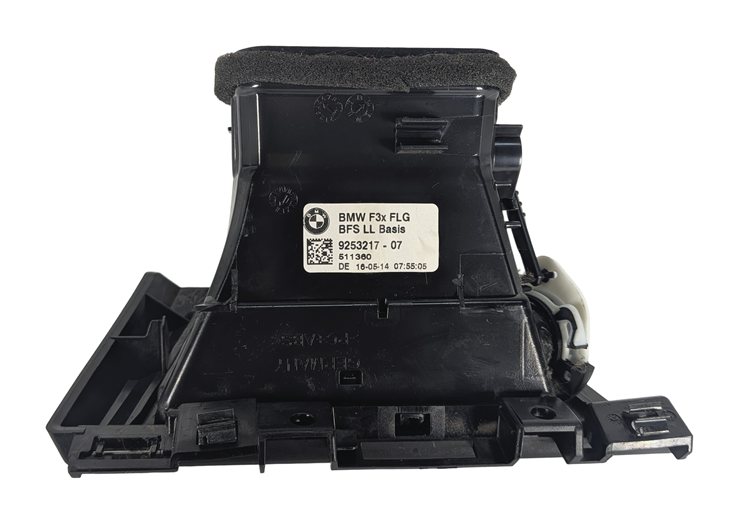 Thumbnail 5: 2014 BMW 328D WAGON (F31) FRONT RIGHT PASSENGER DASH HEAT AIR AC VENT (Black)