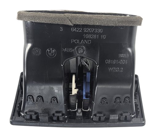 Thumbnail 5: 2014 BMW 328D WAGON (F31) REAR CENTER CONSOLE HEAT AIR AC VENT (Black)