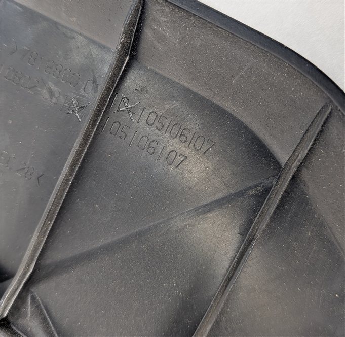 Thumbnail 6: 14-18 BMW 328D XDRIVE F30 F31 2.0L N47T DIESEL ENGINE ACOUSTIC TOP COVER