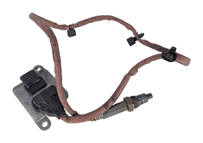 Thumbnail 3: 2014 BMW 328D WAGON F31 2.0L N47T DIESEL NOX NITROGEN OXIDE SENSOR MODULE