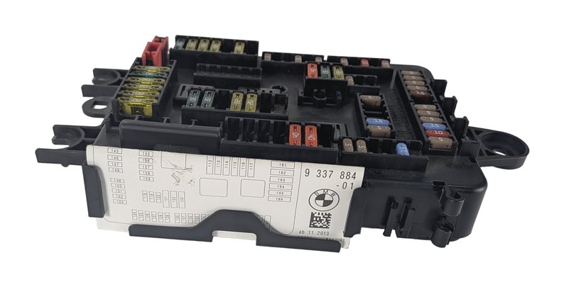 Thumbnail 2: 14-21 BMW 2 3 4 SERIES GT M3 M4 ACTIVE HYBRID 3 REAR POWER DISTRIBUTION FUSE BOX