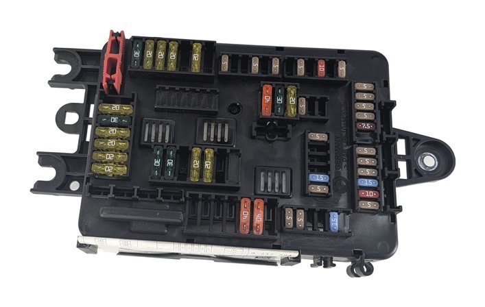 Thumbnail 3: 14-21 BMW 2 3 4 SERIES GT M3 M4 ACTIVE HYBRID 3 REAR POWER DISTRIBUTION FUSE BOX