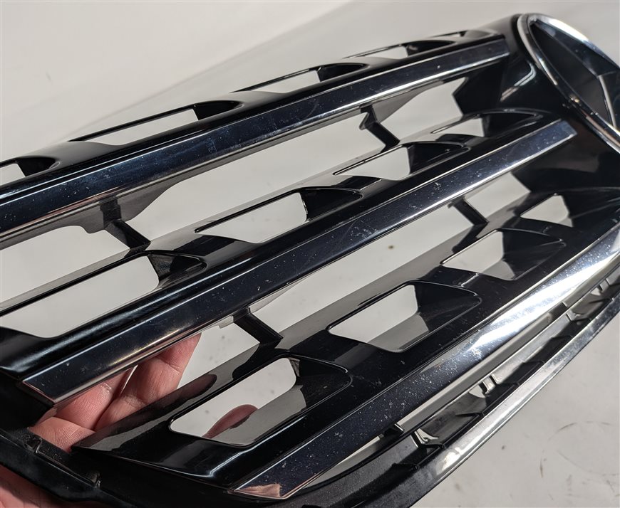 Thumbnail 6: 2012-2015 MERCEDES ML250 ML350 ML400 ML550 (W166) FRONT UPPER CENTER GRILLE TRIM