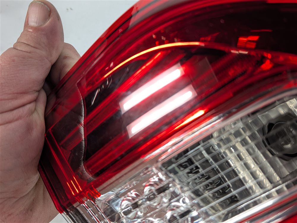 Thumbnail 11: 2012-2015 MERCEDES ML CLASS (W166) LEFT DRIVER REAR INNER TAILLIGHT LIGHT LAMP