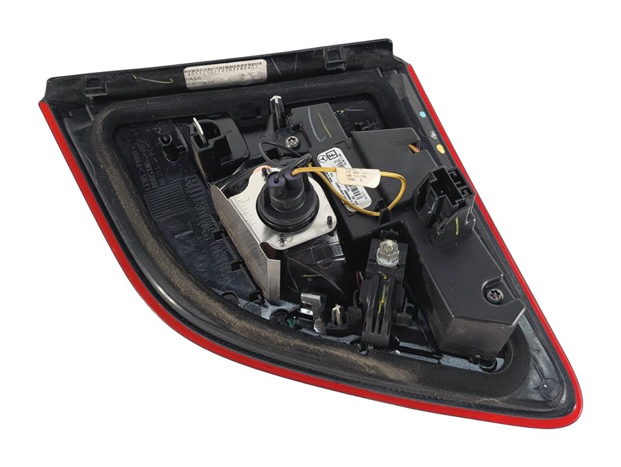 Thumbnail 6: 2012-2015 MERCEDES ML CLASS (W166) LEFT DRIVER REAR INNER TAILLIGHT LIGHT LAMP