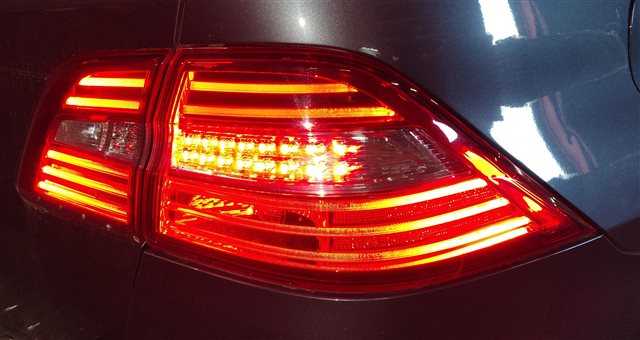 Thumbnail 2: 12-15 MERCEDES ML CLASS (W166) RIGHT PASSENGER REAR INNER TAILLIGHT LIGHT LAMP