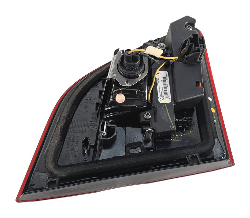 Thumbnail 5: 12-15 MERCEDES ML CLASS (W166) RIGHT PASSENGER REAR INNER TAILLIGHT LIGHT LAMP