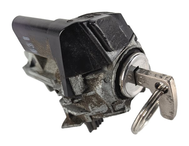 2012 MERCEDES ML350 (W166) FRONT LEFT DRIVER DOOR LOCK CYLINDER w/ KEY
