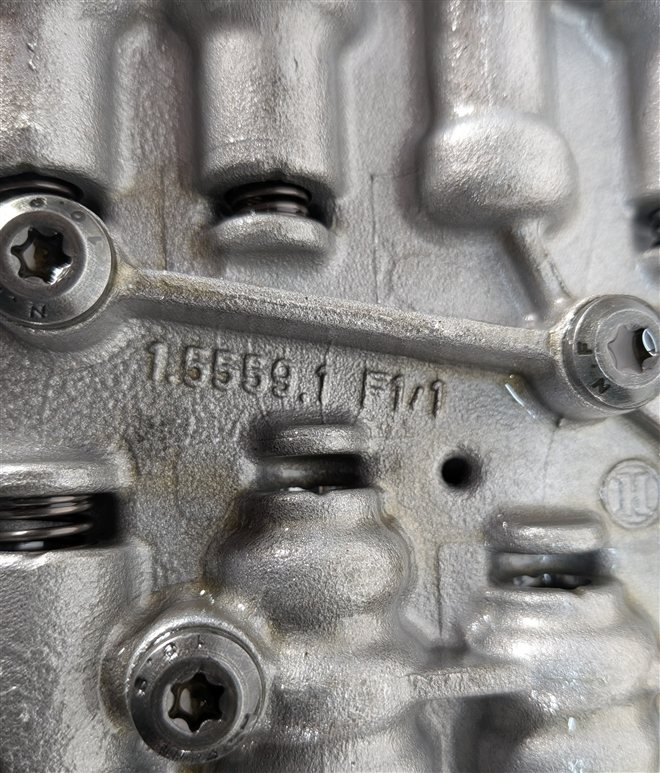 Thumbnail 8: 10-12 LR4 RANGE ROVER SPORT (L320 L322) 5.0L 6HP-28 AUTO TRANSMISSION VALVE BODY
