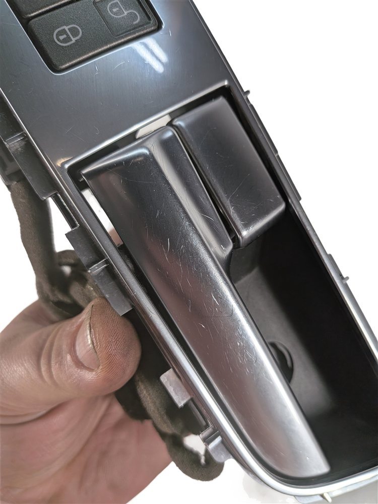 Thumbnail 13: 2010-2016 LAND ROVER LR4 - RANGE ROVER SPORT (L320) INTERIOR DOOR HANDLE SET-4