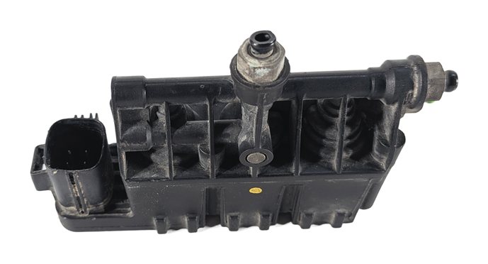 Thumbnail 2: 2011 RANGE ROVER SPORT L320 REAR AIR SUSPENSION VALVE BLOCK SOLENOID MANIFOLD