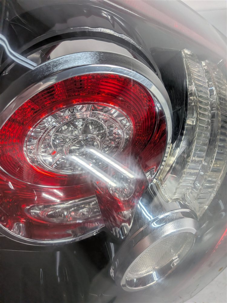 Thumbnail 7: 2010-2011 RANGE ROVER SPORT (L320) RIGHT PASSENGER TAILLIGHT BRAKE LIGHT LAMP