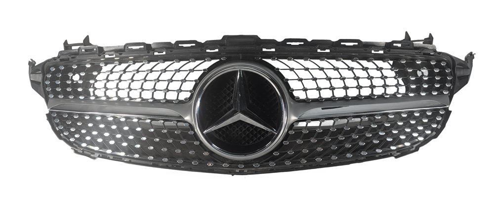15-18 MERCEDES C CLASS W205 FRONT UPPER DIAMOND GRILLE w/SURROUND CAMERA