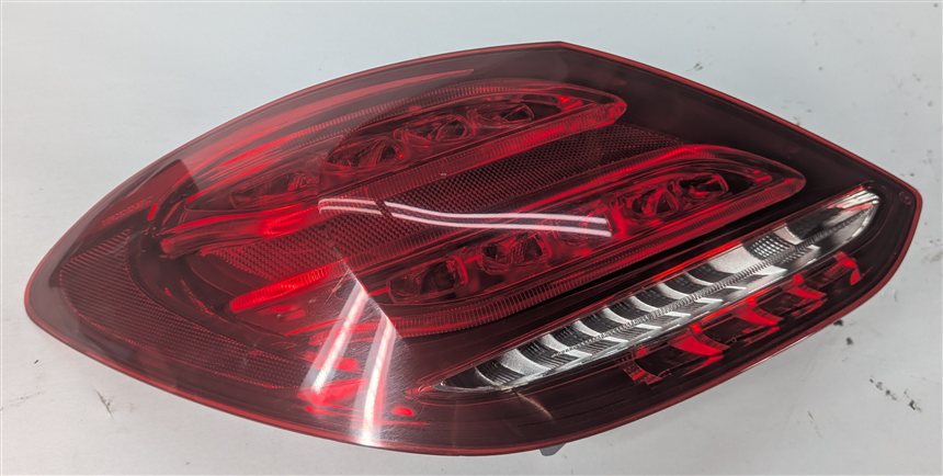 2015-2018 MERCEDES C300 C350 C400 C450 C63 (W205) LEFT LED TAILLIGHT BRAKE LIGHT
