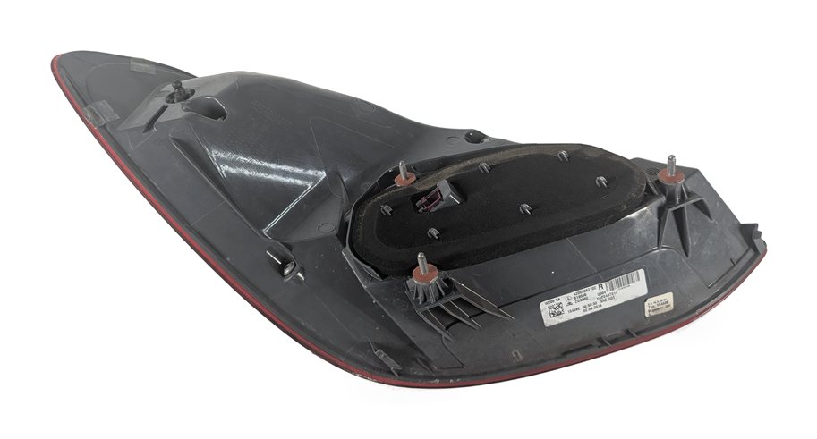 Thumbnail 5: 15-18 MERCEDES C300 C350 C400 C450 C63 (W205) RIGHT LED TAILLIGHT BRAKE LIGHT